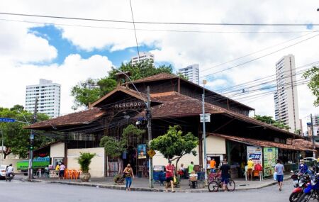 Mercado p&uacute;blico de Casa Amarela, no Recife