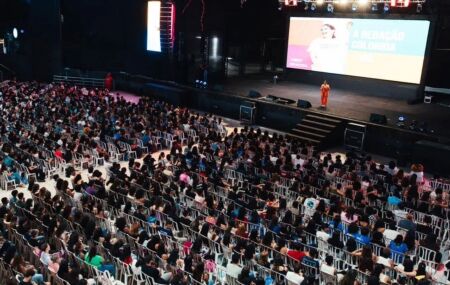 Classic Hall ter&aacute; aul&atilde;o preparat&oacute;rio para o ENEM.