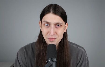 Felca revela transtorno de ansiedade social e relata impactos do bullying na vida adulta em novo v&iacute;deo no YouTube.