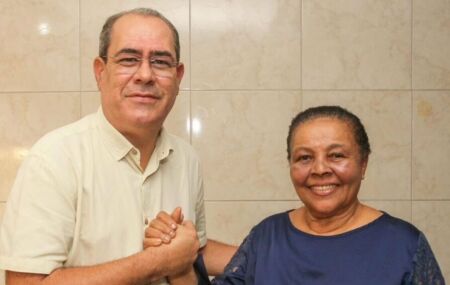 Vel&oacute;rio da vice-prefeita de Jaboat&atilde;o, Irm&atilde; Babate, continua nesta segunda (26), com sepultamento &agrave;s 14h.