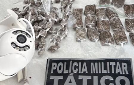 Pol&iacute;cia Militar apreende maconha e materiais ligados ao tr&aacute;fico em Paulista.