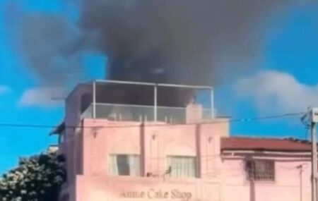 Inc&ecirc;ndio atinge doceria em Jaboat&atilde;o.