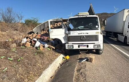 Segundo a Pol&iacute;cia Rodovi&aacute;ria Federal (PRF), o condutor atingiu a cabe&ccedil;a em uma pedra depois de pular do ve&iacute;culo