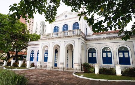 Sede da Academia Pernambucana de Letras, no Recife.