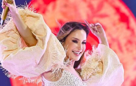 Claudia Leitte na Virada Recife 2024.