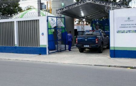 Po&ccedil;o inaugurado no Recife.