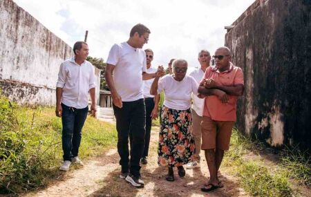 Prefeito de Camaragibe, Diego Cabral.