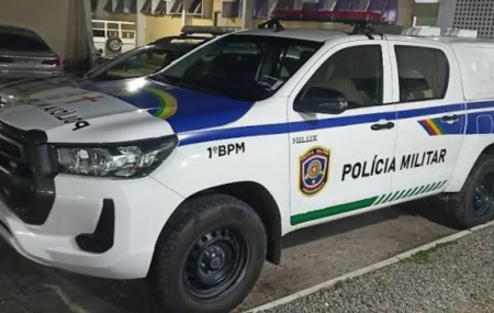 Homem &eacute; preso por tentativa de feminic&iacute;dio ap&oacute;s jogar carro contra ex-esposa no Recife