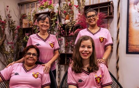 Sport lan&ccedil;a nova camisa para fortalecer campanha do Outubro Rosa.