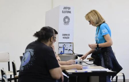 Brasileiros v&atilde;o &agrave;s urnas neste domingo, 4 de outubro, no 1&deg; turno das elei&ccedil;&otilde;es