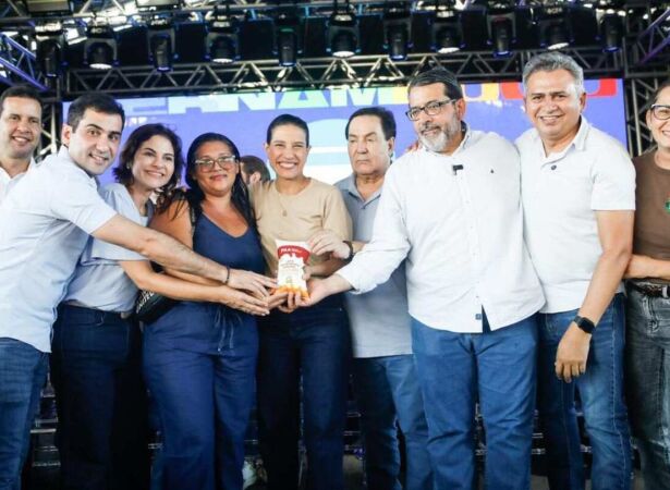 Governadora Raquel Lyra anuncia amplia&ccedil;&atilde;o do programa Leite para Todos.