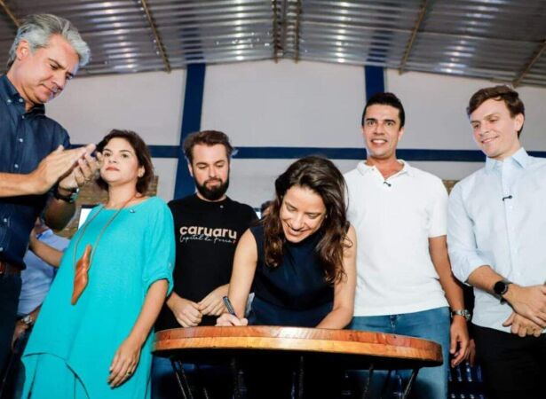 Governadora Raquel Lyra autoriza obras no aeroporto de Caruaru.