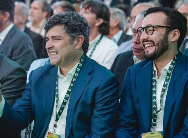 Iniciativa busca incentivar a perman&ecirc;ncia dos professores na atividade de ensino.