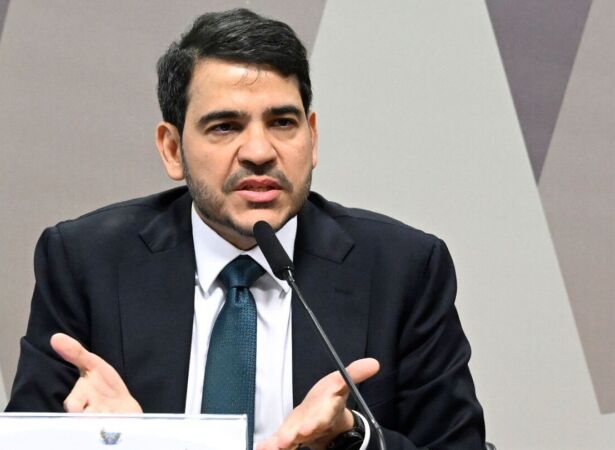 Jorge Messias no Senado.