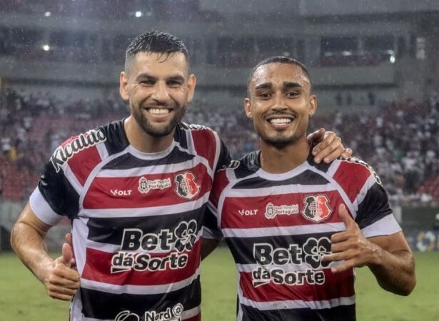 Eurico deve ser desfalque mais uma vez para o Santa Cruz.