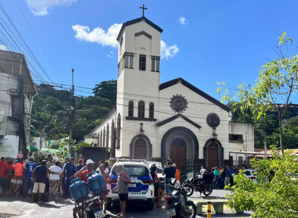 Tr&ecirc;s homens morrem nas proximidades da igreja da Macaxeira, no Recife