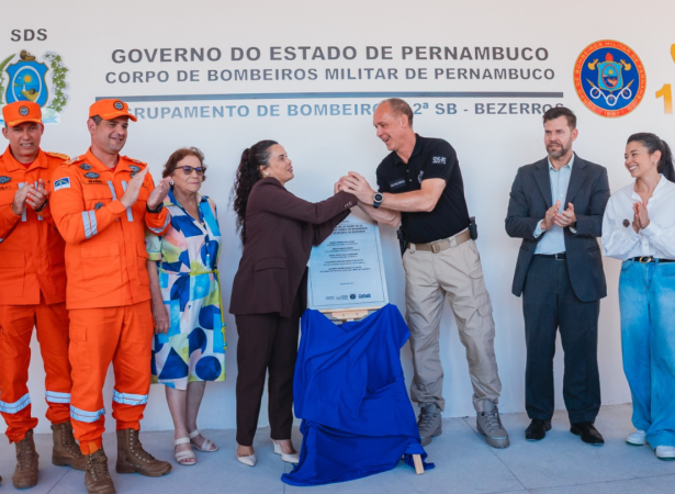 INAUGURADA SE&Ccedil;&Atilde;O DO CORPO DE BOMBEIROS DE BEZERROS