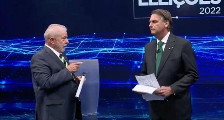 Lula e Bolsonaro em debate presidencial.