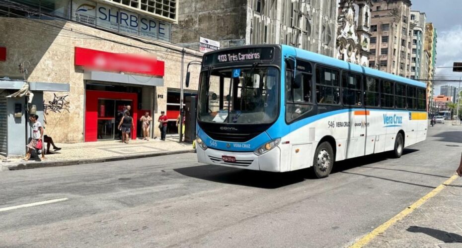 Empresa Vera Cruz deixa de operar linhas de ônibus do Grande Recife Consórcio.