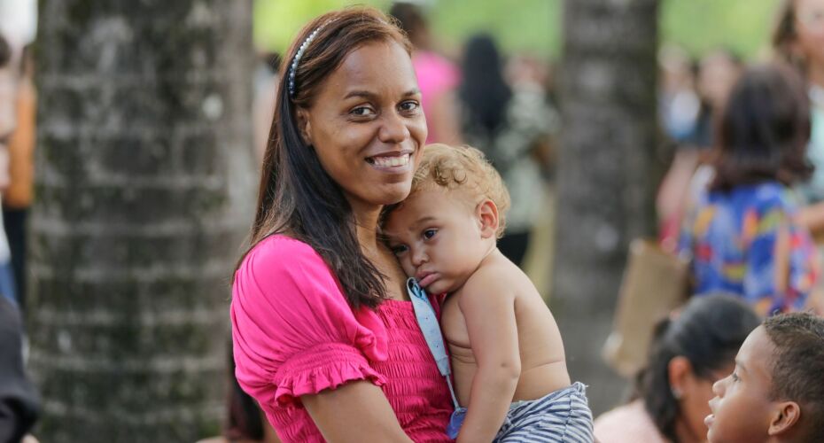 Mãe com seu filho.