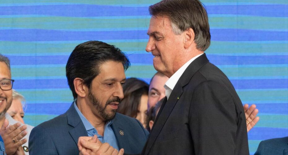 Nunes vai a lançamento de pré-candidatura do PL buscando reaproximação com Bolsonaro.