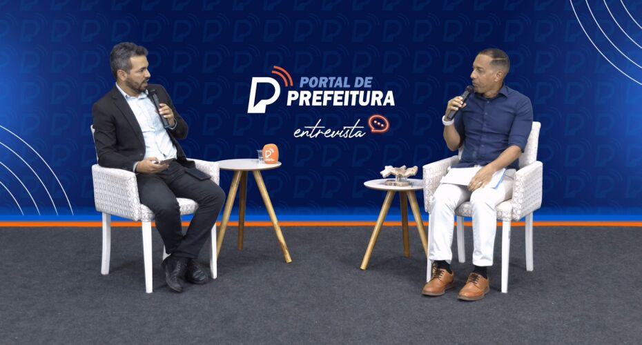 Prefeito de Olinda, Professor Lupércio, concedeu entrevista ao Portal de Prefeitura.