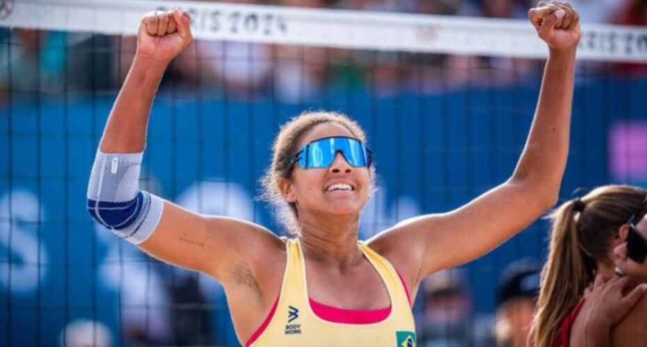 PARIS 2024: Ana Patrícia revela ter jogado final do VÔLEI DE PRAIA com HÉRNIA na lombar.