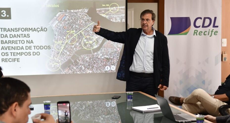 Candidato à prefeitura do Recife, Gilson Machado (PL). 