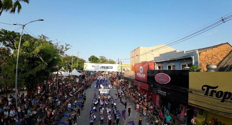 Desfile cívico militar em Jaboatão dos Guararapes