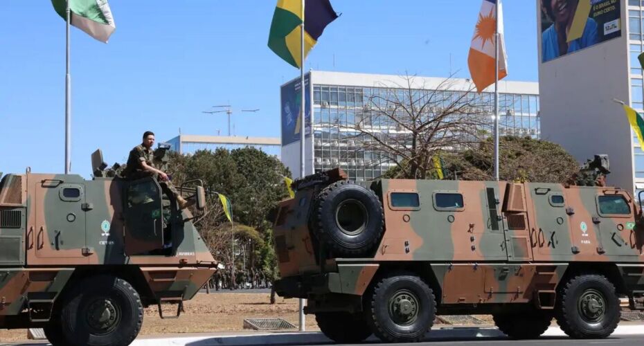 Exército na Esplanadas dos Ministérios