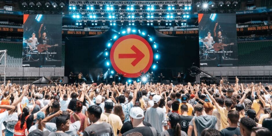 The Send Brasil re&uacute;ne mais de 40 mil pessoas na Arena de Pernambuco