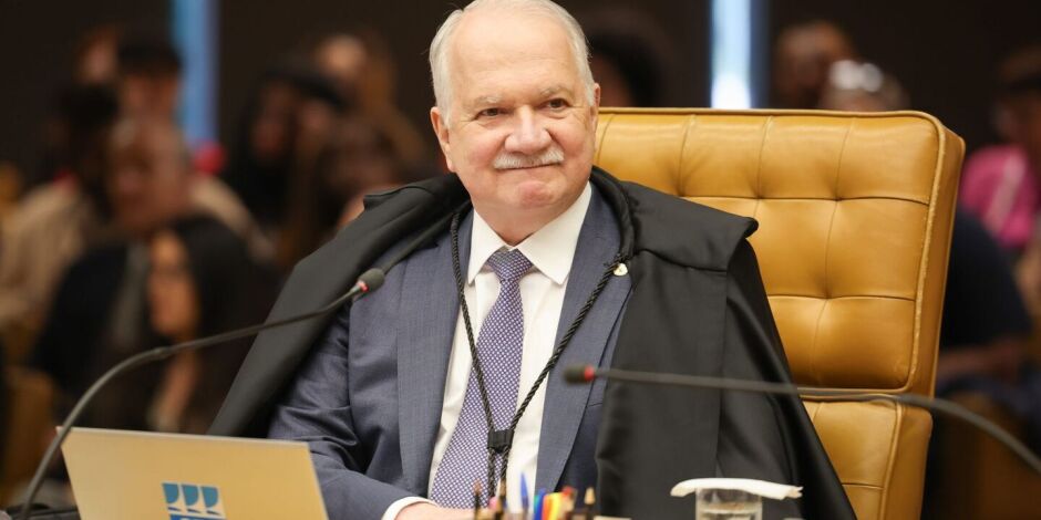 Ministro Edson Fachin assume presid&ecirc;ncia do STF.