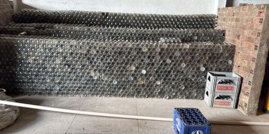 Pol&iacute;cia Civil interdita f&aacute;bricas clandestinas. 