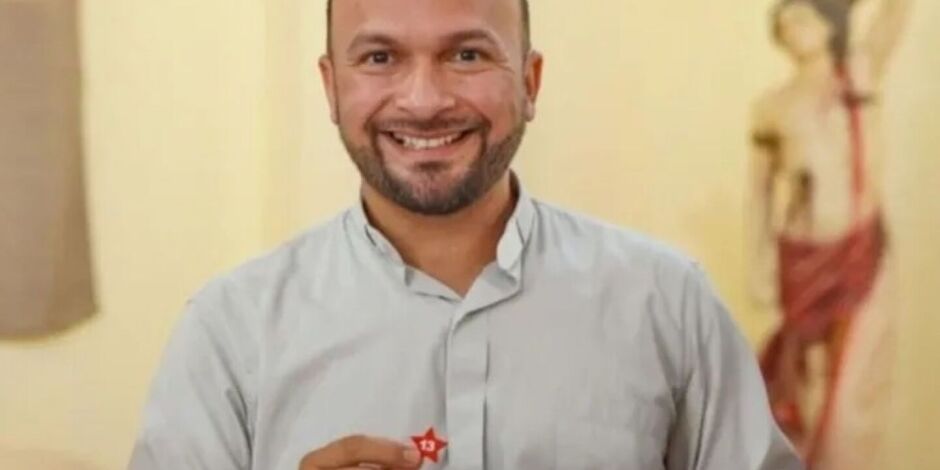 Padre Ant&ocirc;nio Menezes se filiou ao Partido dos Trabalhadores (PT) na sexta feira, 28 de novembro, em Xapuri (AC)