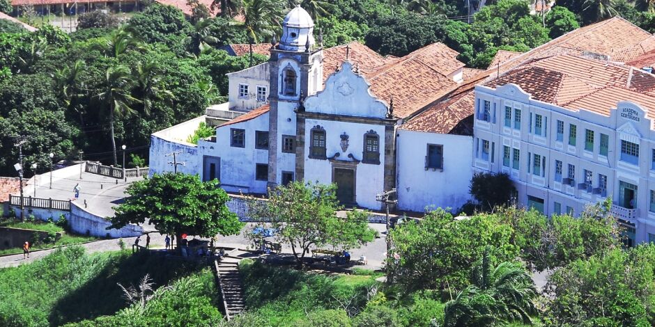 Vista a&eacute;rea de Olinda Igreja da Miseric&oacute;rdia e Academia Santa Gertrudes.
