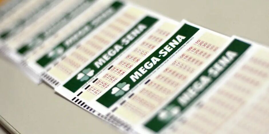 Cartelas da Mega-Sena.
