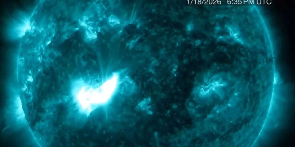 Erup&ccedil;&atilde;o solar detectada pela Nasa.