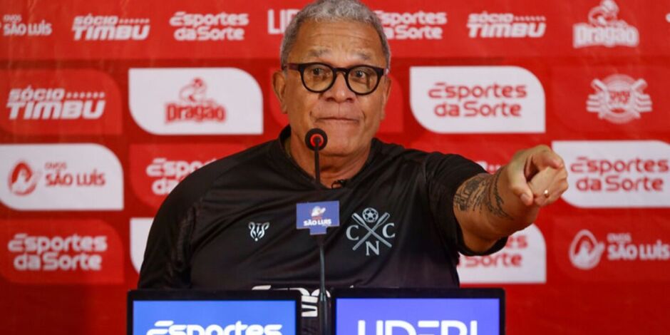 H&eacute;lio dos Anjos em entrevista ap&oacute;s partida do N&aacute;utico no Pernambucano.