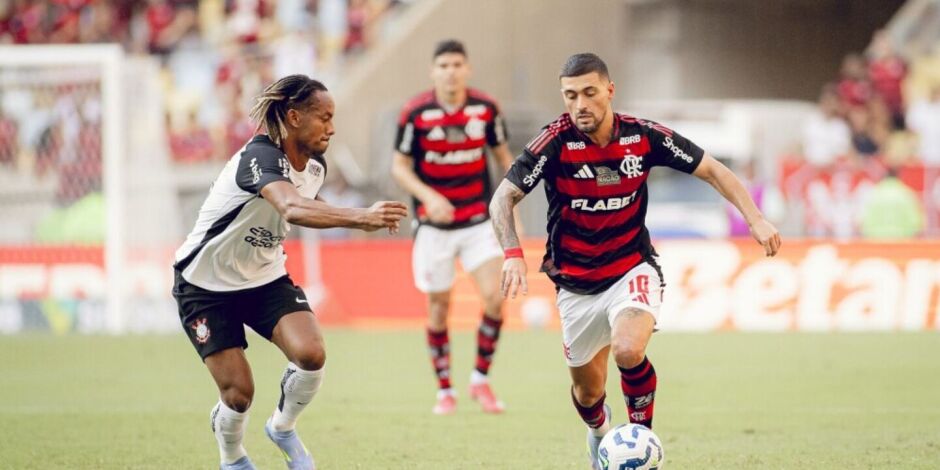 Flamengo x Corinthians.