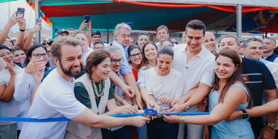 Governadora Raquel Lyra entrega creche em Caruaru.