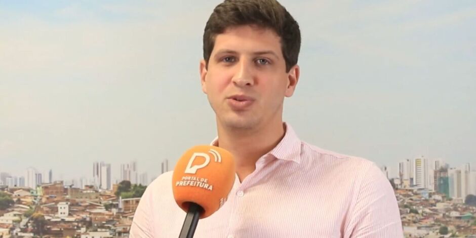 Jo&atilde;o Campos, prefeito do Recife.