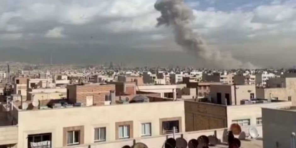 Ataque em cojunto dos Estados Unidos e Israel no Ir&atilde;.