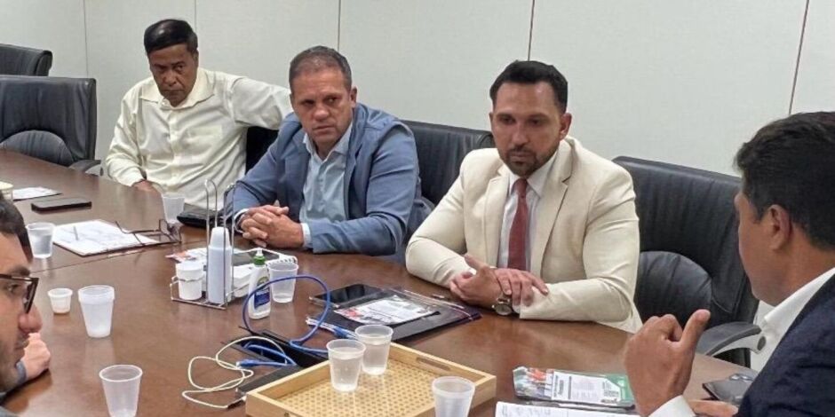 Reuin&atilde;o da Comiss&atilde;o de Seguran&ccedil;a P&uacute;blica na Alepe, com presidente da ACS, Luiz Torres.