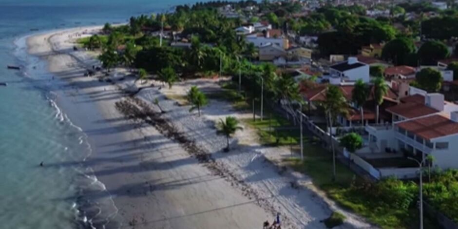 Praia de Ponta de Pedras. 