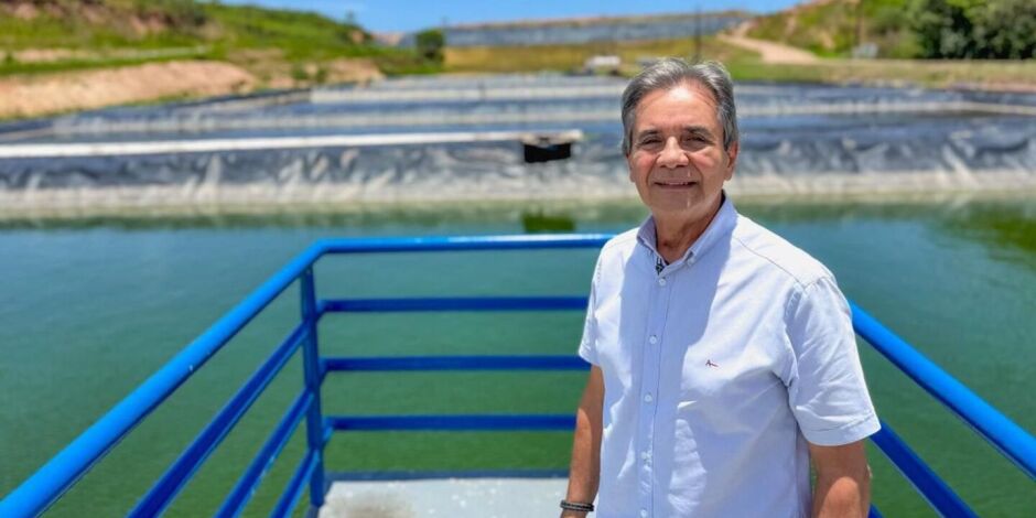 Prefeito do Ipojuca, Carlos Santana.