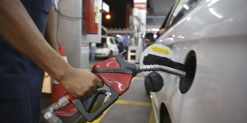 Bomba de combust&iacute;vel.