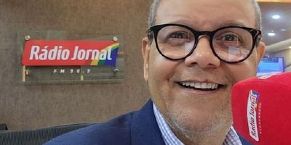 Ciro Bezerra, apresentador e jornalista da TV Jornal, &eacute; internado ap&oacute;s sofrer um AVC.