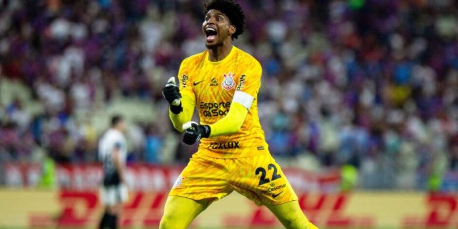 Hugo Souza &eacute; convocado para Sele&ccedil;&atilde;o Brasileira.