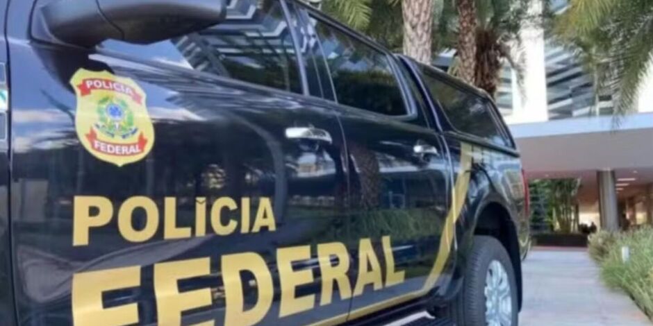 Viatura da Pol&iacute;cia Federal.