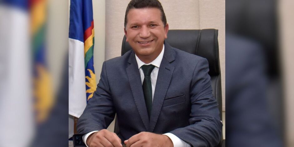 Prefeito de Orob&oacute; Biu Abreu.